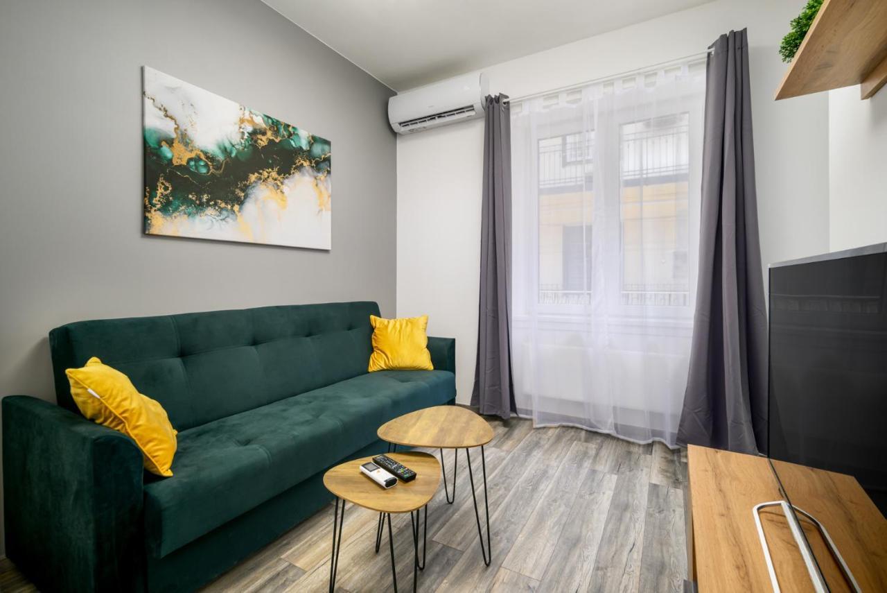 Golden Cage Premium Central Apartment Budapest Eksteriør billede